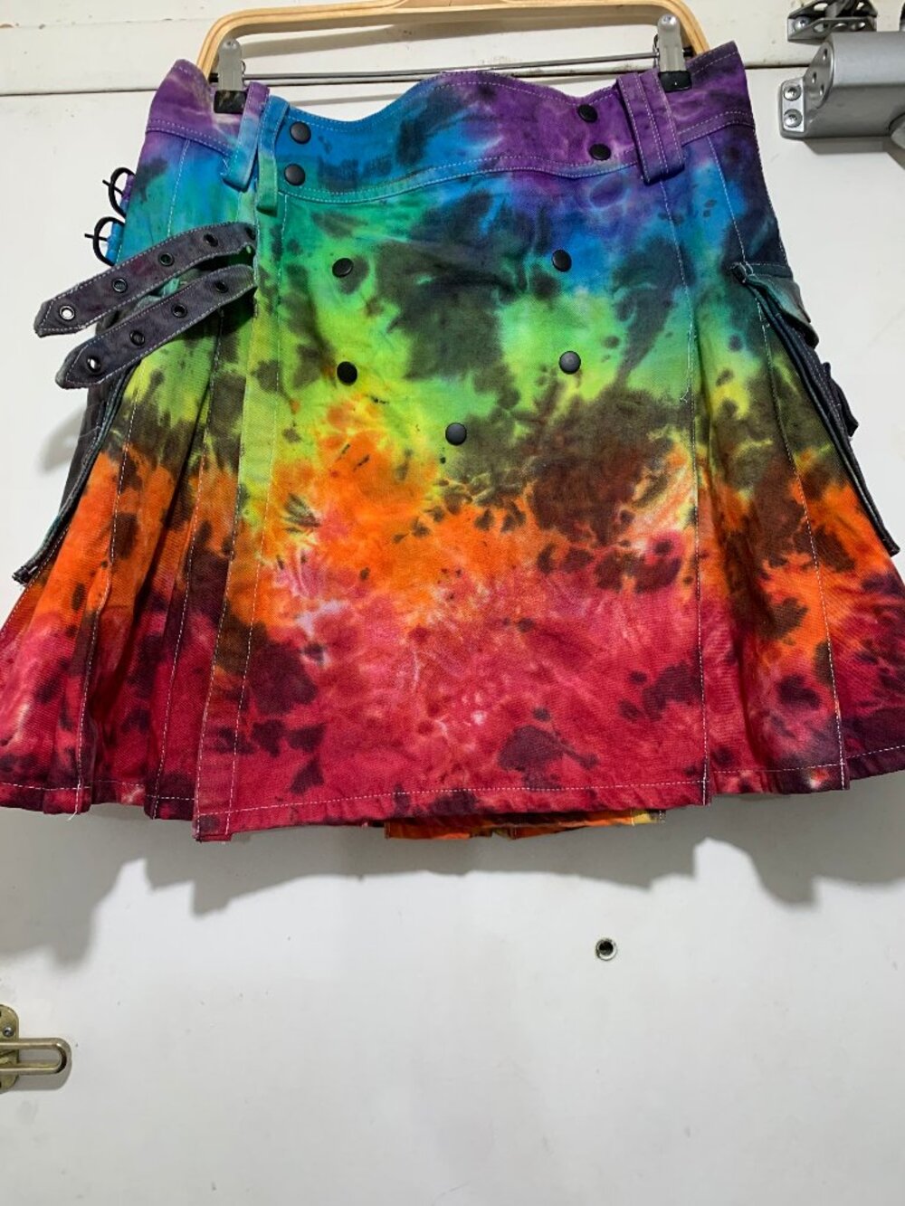 SCOTTISH HIGHLAND UTILITY MULTICOLOR TIE DYE KILT SIZE 36